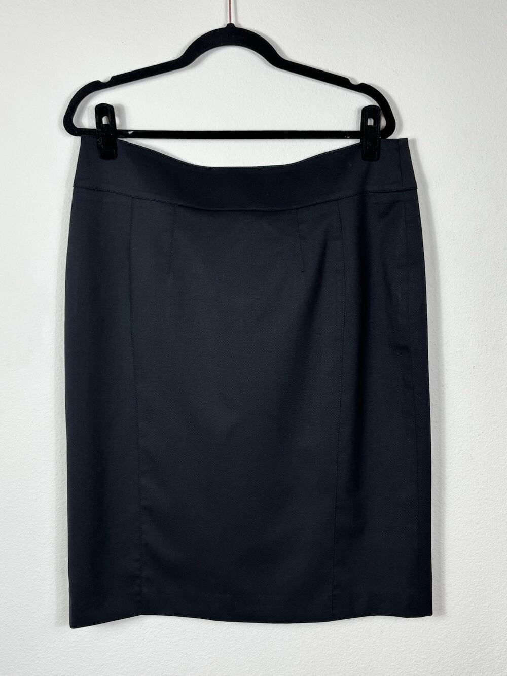 Burberry London Black Virgin Wool Pencil Skirt Size 16 Classic Career Office